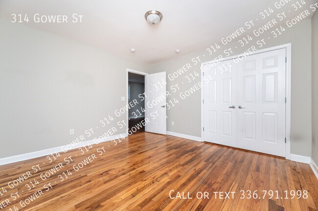 Building Photo - 314 Gower St