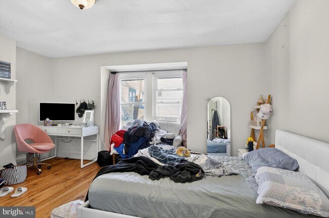 Building Photo - 4058 Irving St