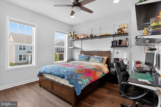 Building Photo - 41922 Spring Air Dr