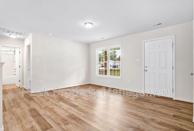 Building Photo - 8518 Kingsland Pk Dr