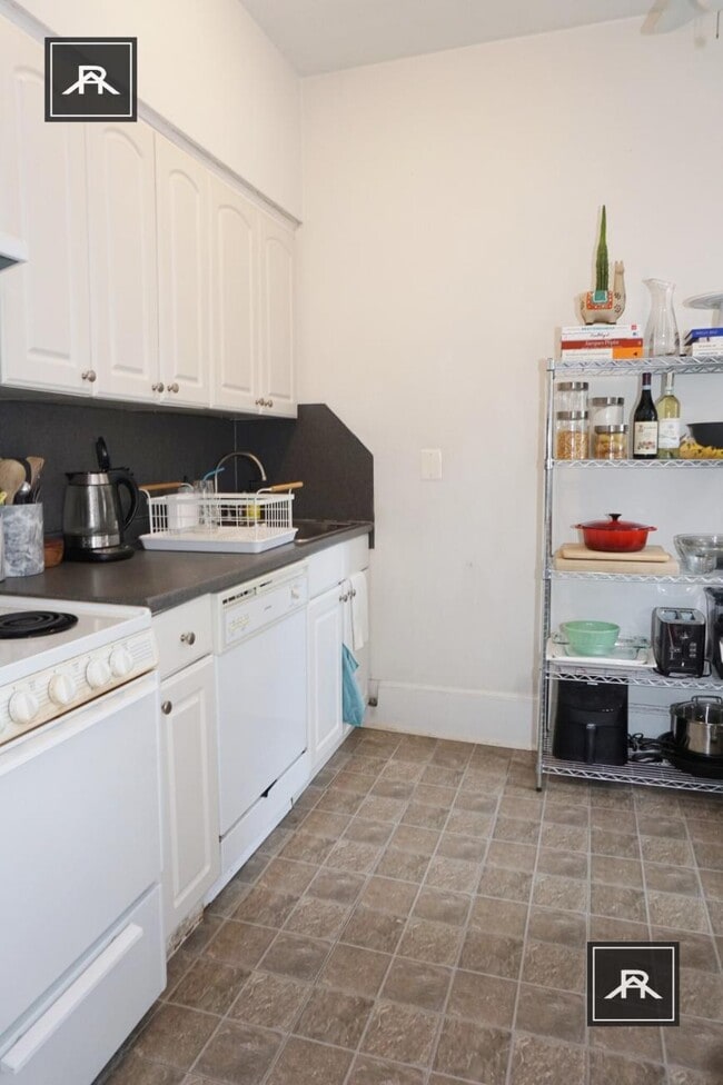 Building Photo - 1 bedroom in Boston MA 02215