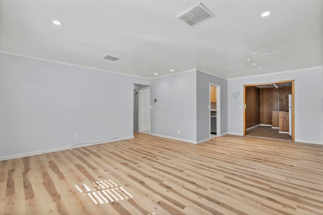 Building Photo - 37 Tarinelli Cir