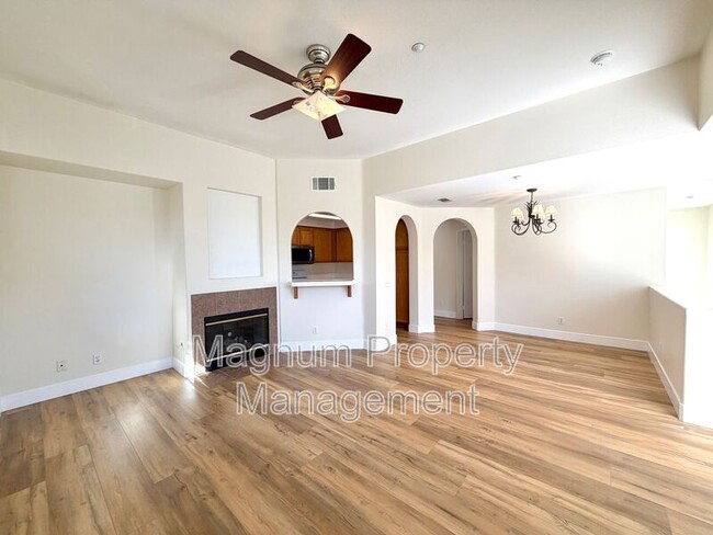 Building Photo - 39315 Flamingo Bay