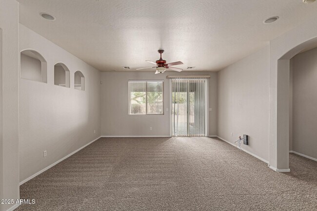 Building Photo - 42374 W Avella Dr