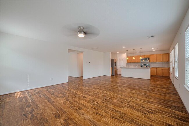 Building Photo - 19011 Tower Rose Ct