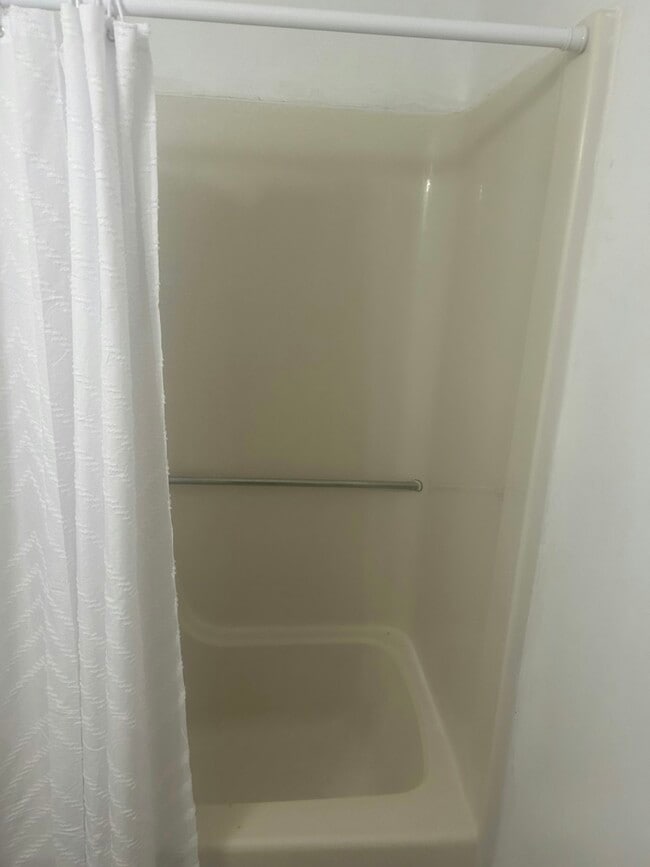 Building Photo - 1230 Hanover Pl