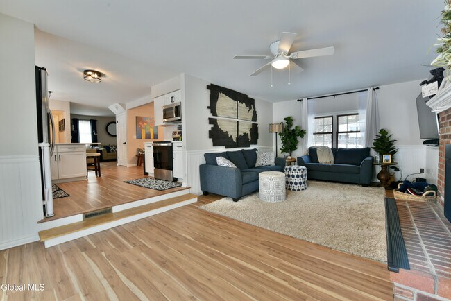 Building Photo - 9 Bell Flower Rd