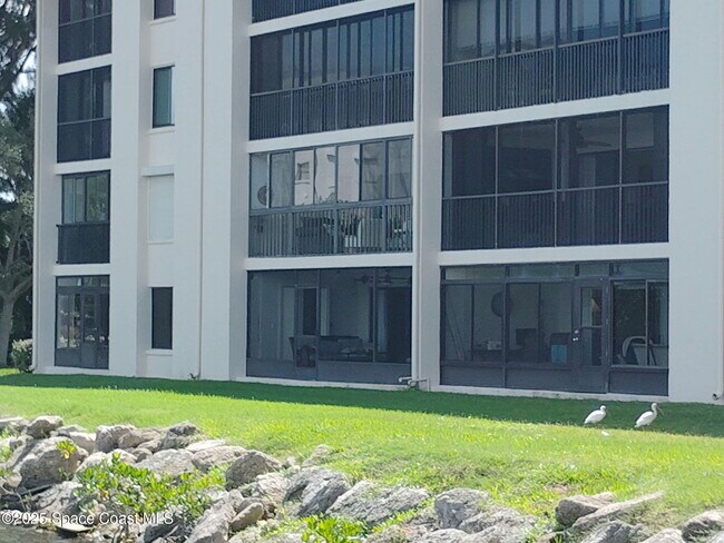 Building Photo - 200 S Banana River Blvd