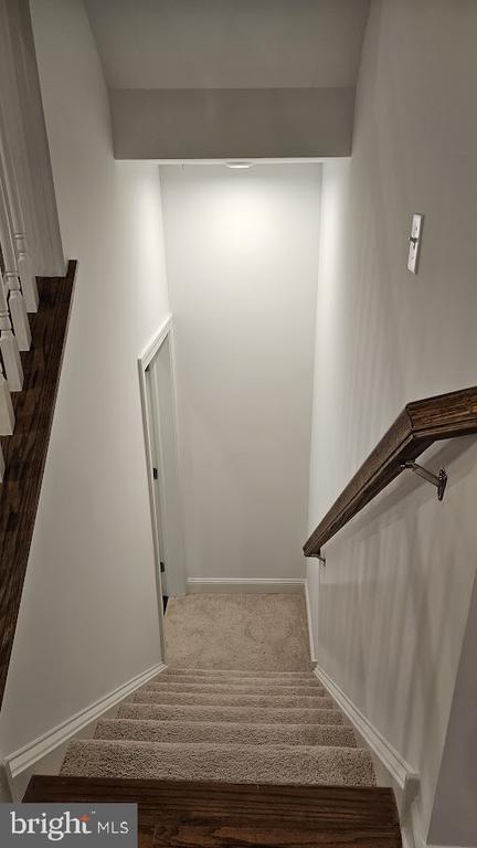 Building Photo - 28 Ironwood Dr