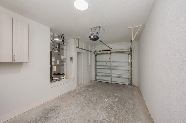 Building Photo - 850 Paddleboard Ct