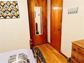 Building Photo - 12 Brookside Ave W