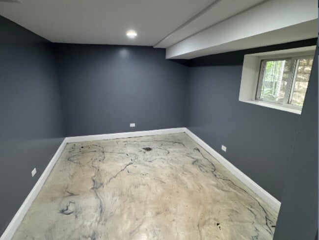 Building Photo - 7709 S Eggleston Ave