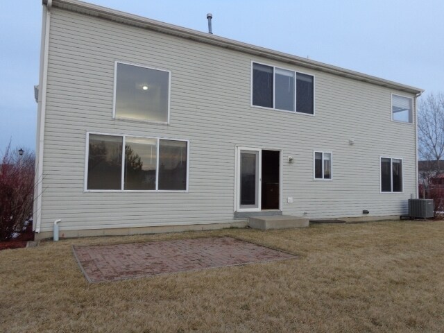 Building Photo - 660 Meridian Way