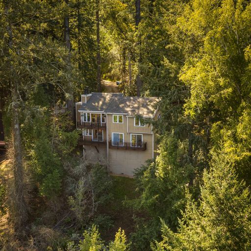 Building Photo - 25 Fir Ave