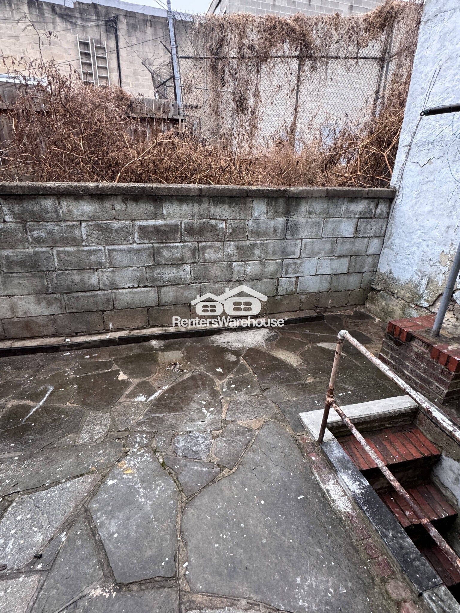 Building Photo - 1308 Gough St