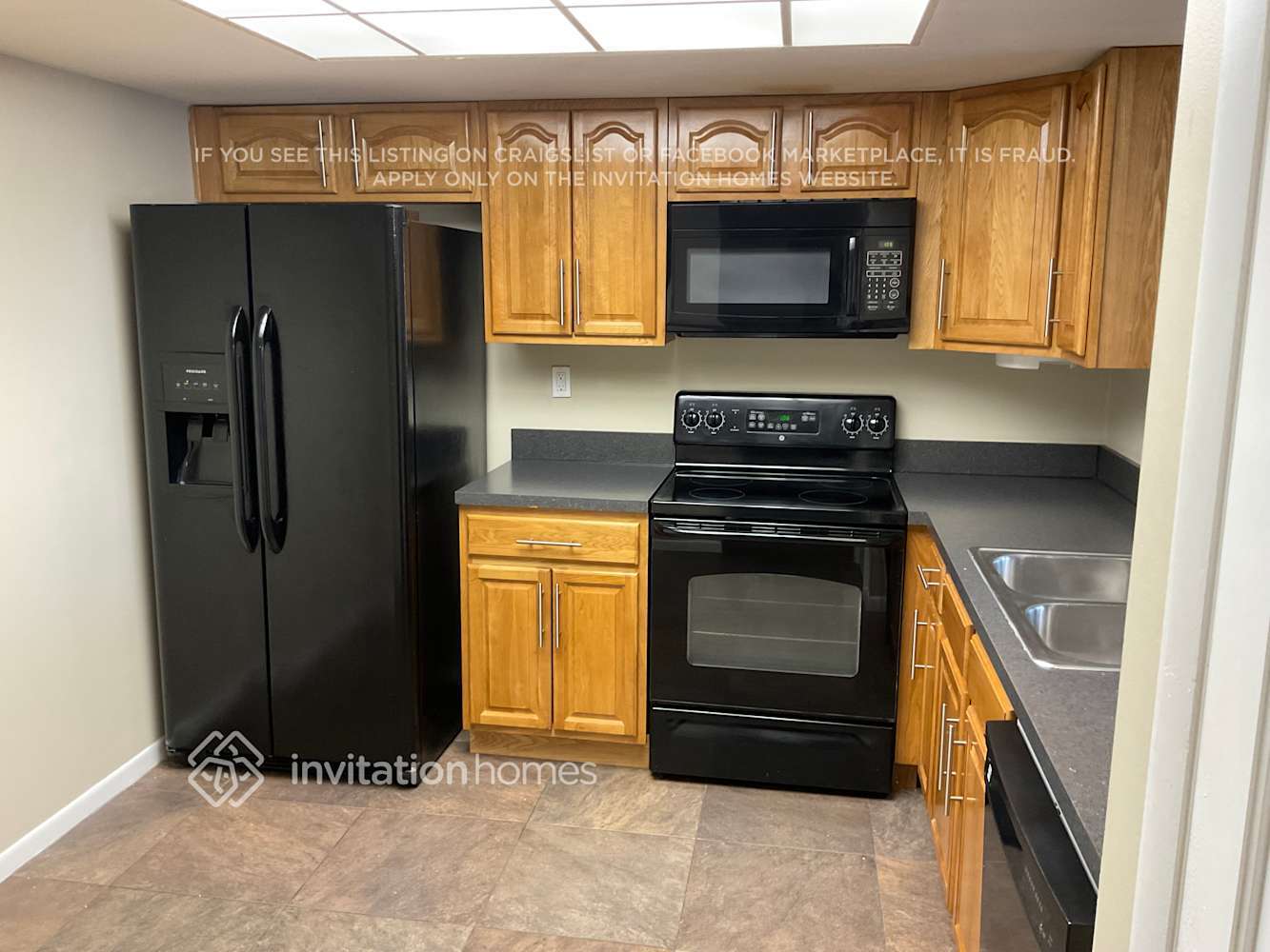 Building Photo - 1769 NE 40th Pl