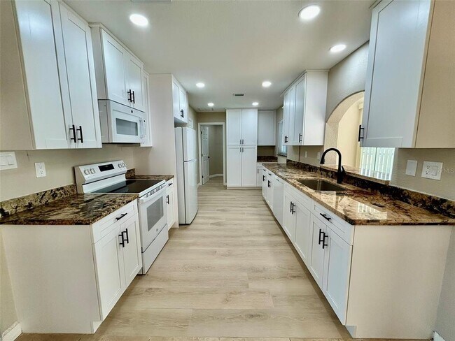 Building Photo - 22157 New York Ave