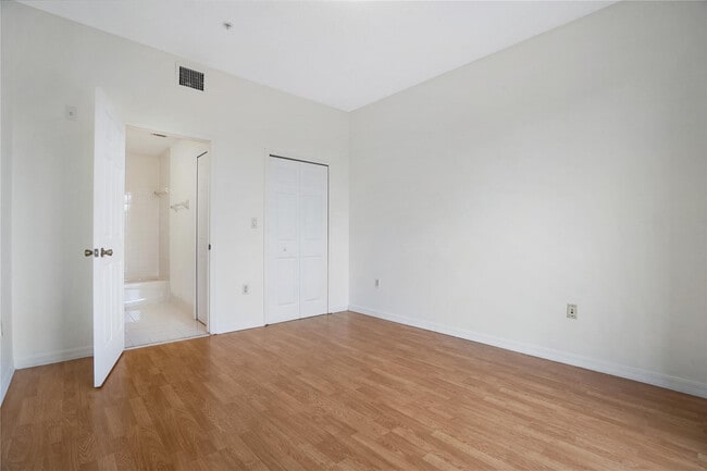 Building Photo - 7085 Nova Dr