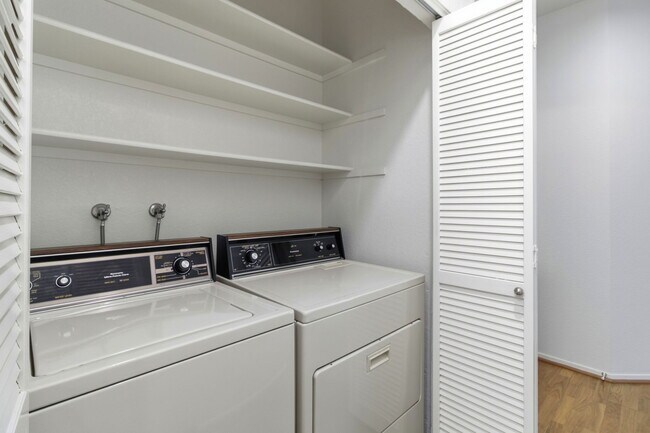 Building Photo - 101 Shorebird Cir