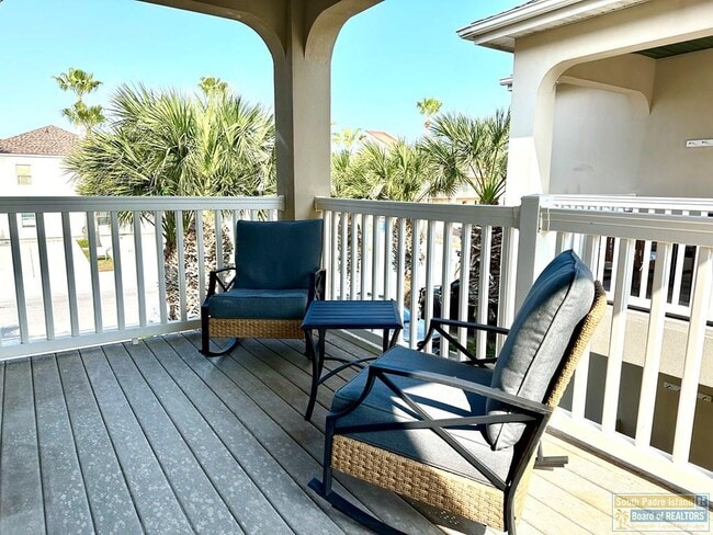 Building Photo - 111 E Polaris Dr