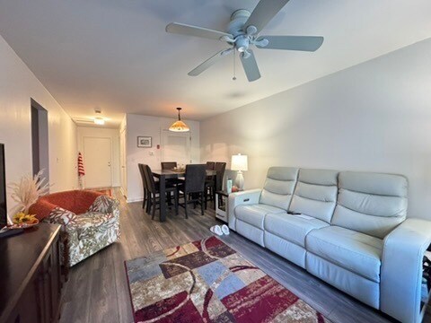 Building Photo - 460 Asbury Ridge