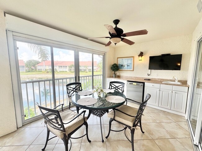 Building Photo - ** FALLING WATERS ** 2 BED / 2 BATH - COND...