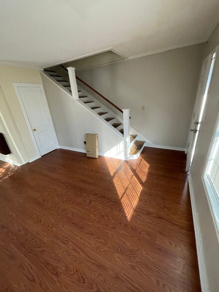 Primary Photo - 532 S Brundidge St