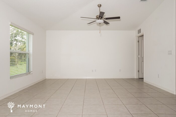 Building Photo - 4222 84th Ct E