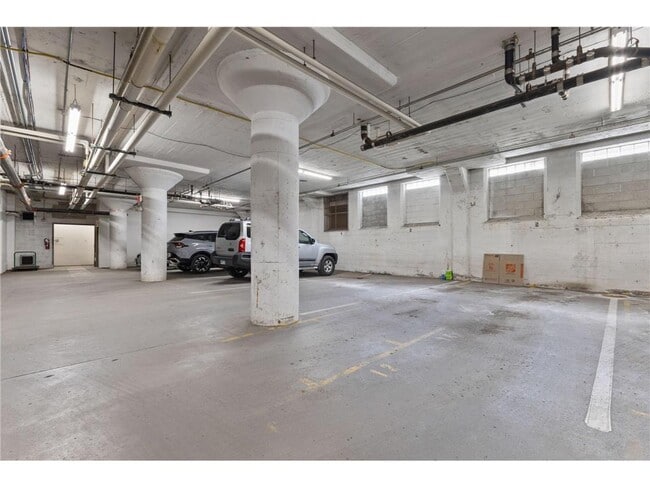 Building Photo - 918 N 3rd St