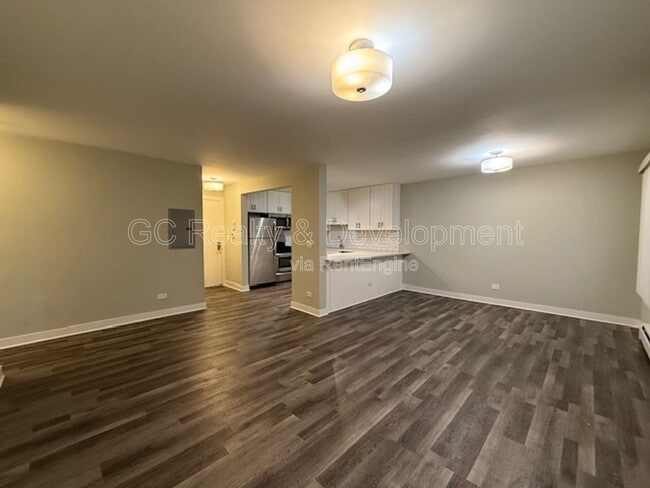 Building Photo - 800 Graceland Ave