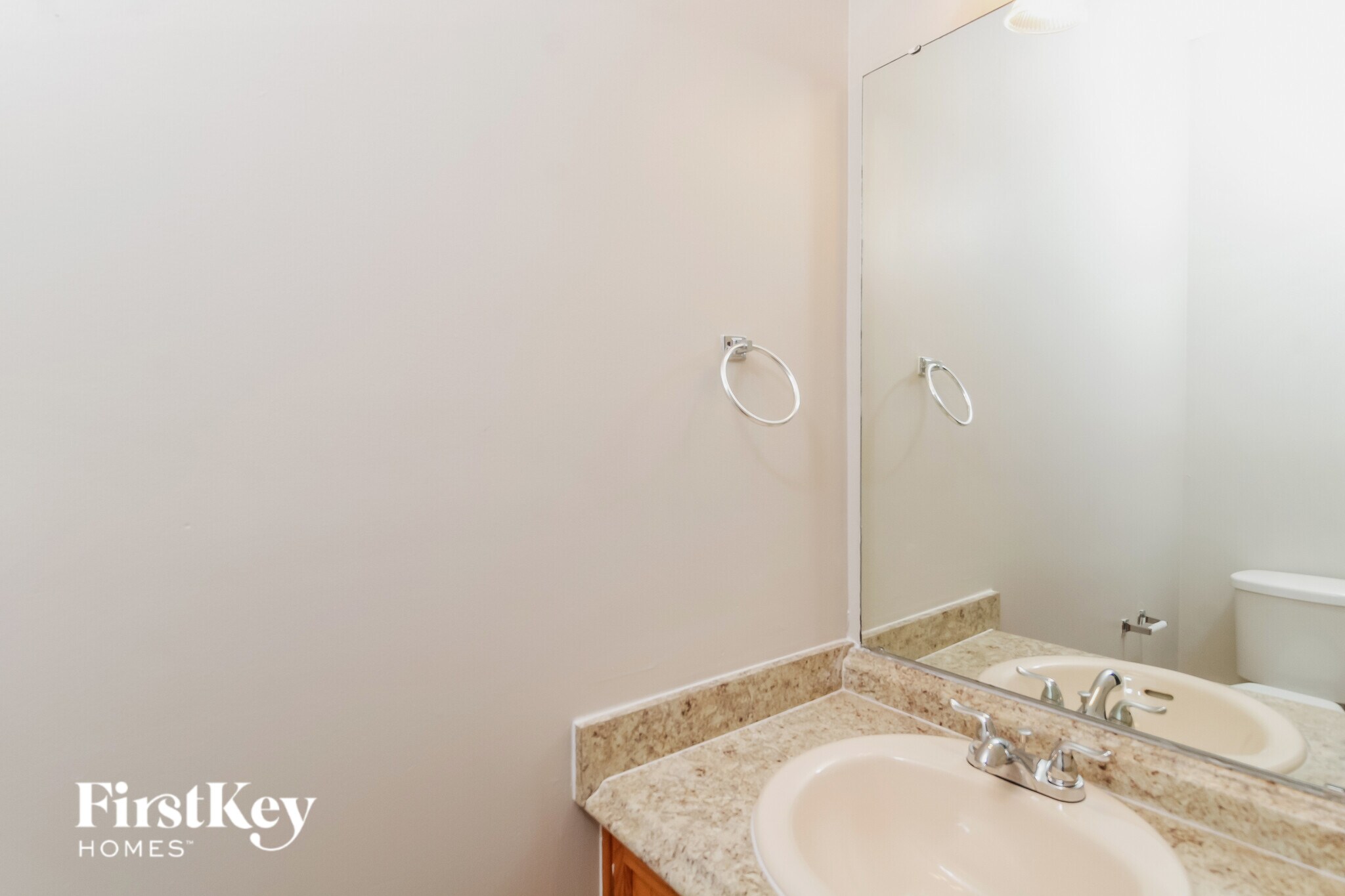 Building Photo - 4230 Fairwood Dr