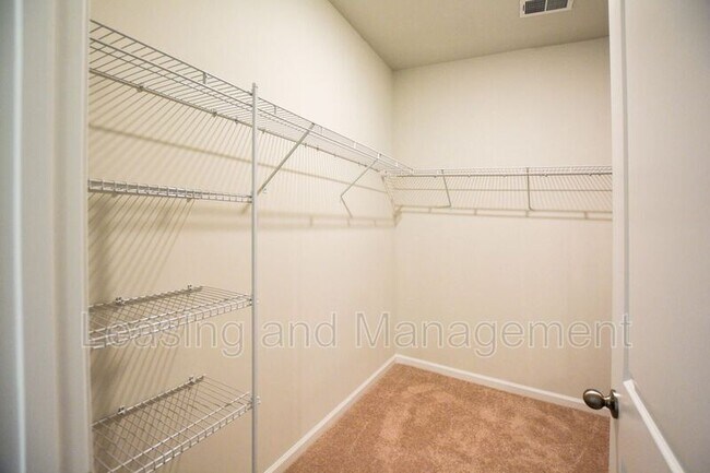 Building Photo - 411 Zenith Blvd