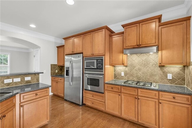 Building Photo - 10870 Brunson Dr