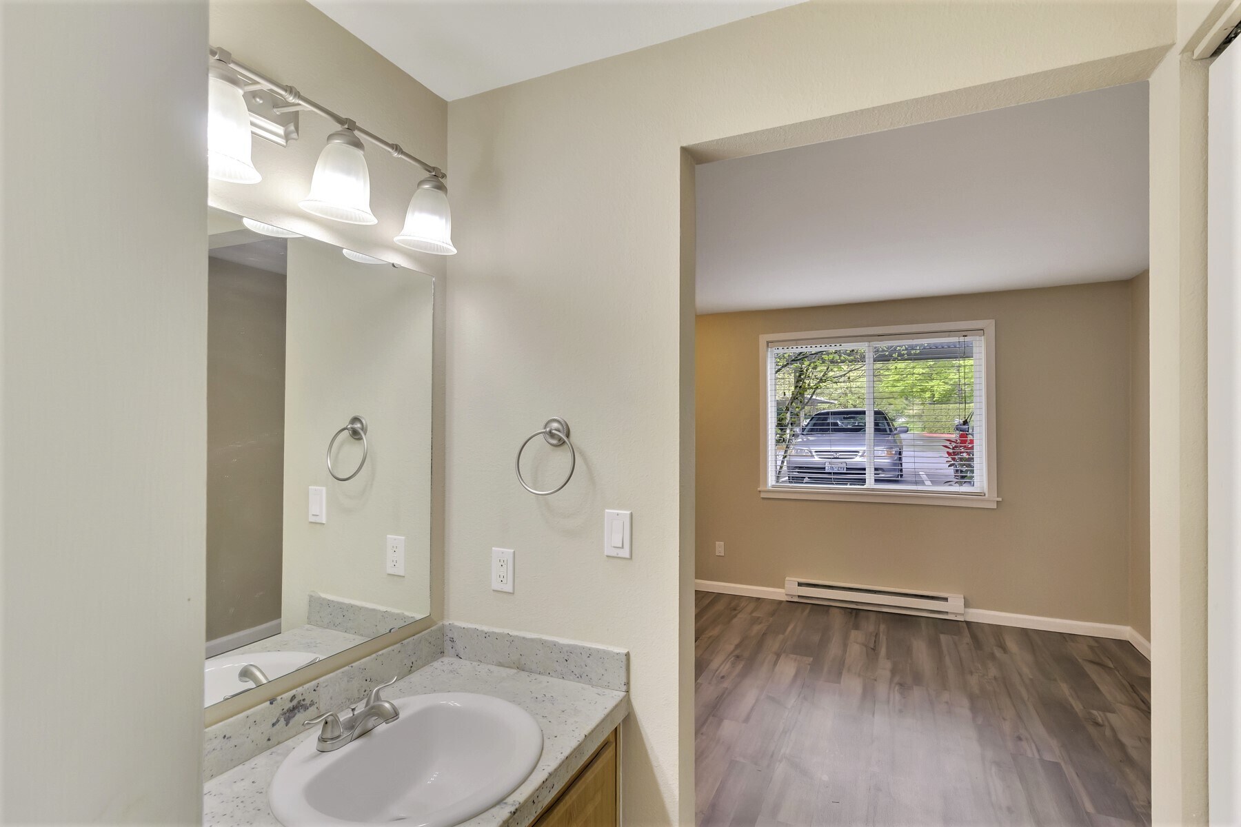 Bedroom from ensuite vanity - 10026 NE 127th Pl