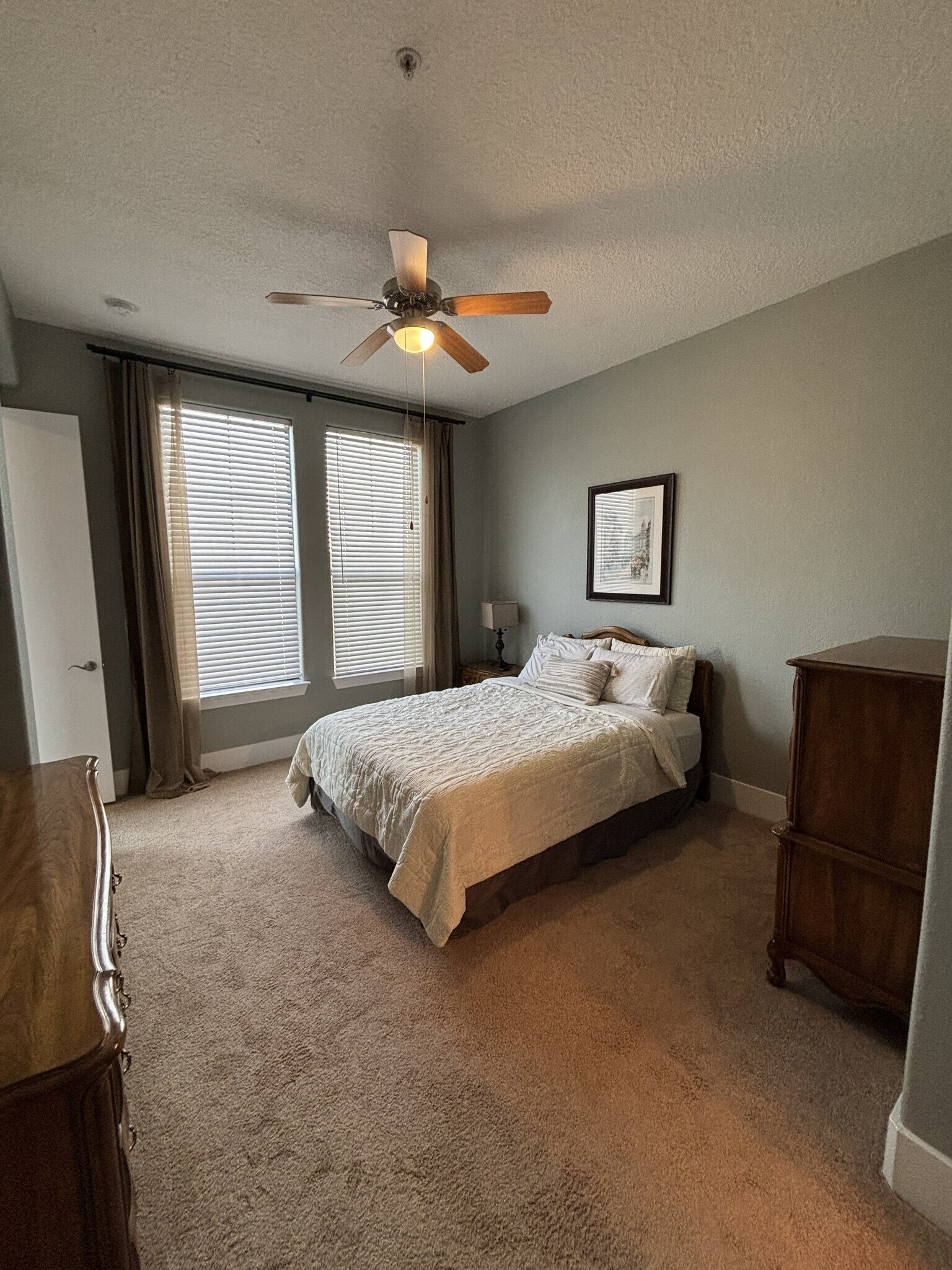 Guest bedroom - 2600 Hillsboro Pike