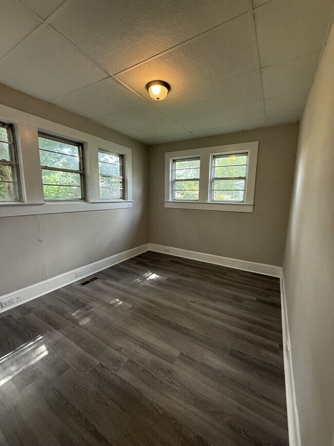 Building Photo - 5509 Court P