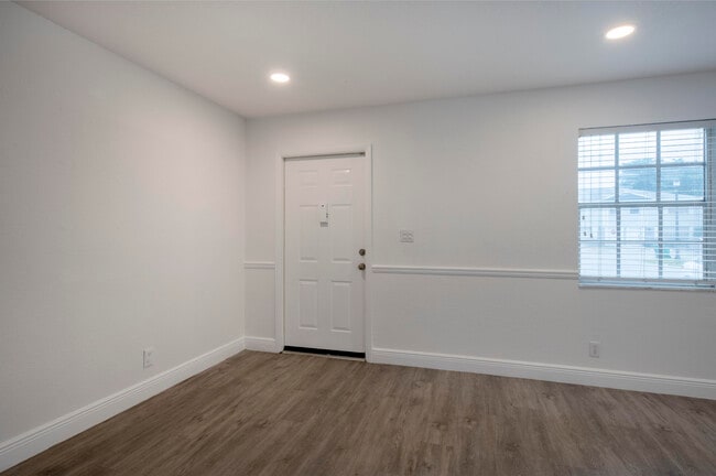 Building Photo - 8059 SW 18th Ct