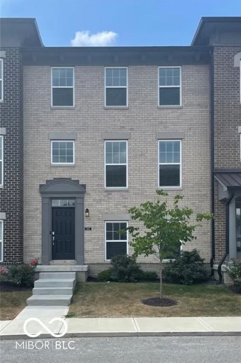 Primary Photo - 305 Fairfax Way
