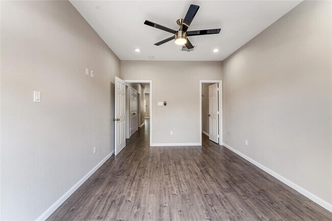 Building Photo - 5307 Groveton St