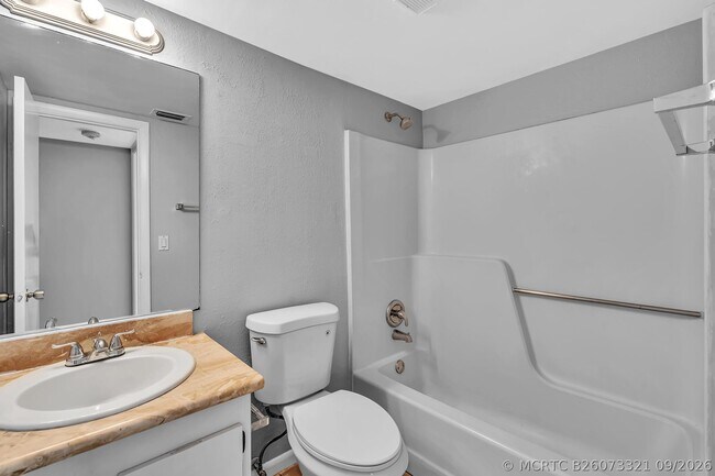 Building Photo - 21904 Lake Forest Cir