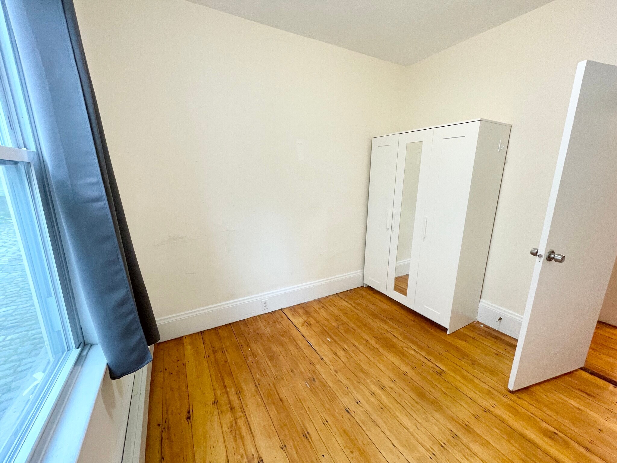 Building Photo - 1 Folsom Ave