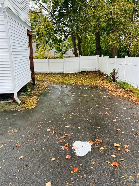 Building Photo - 2 Grout Ct