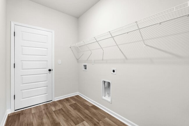 Building Photo - 1039 Harbor Dr