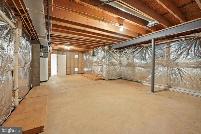 Building Photo - 9144 Big Springs Loop