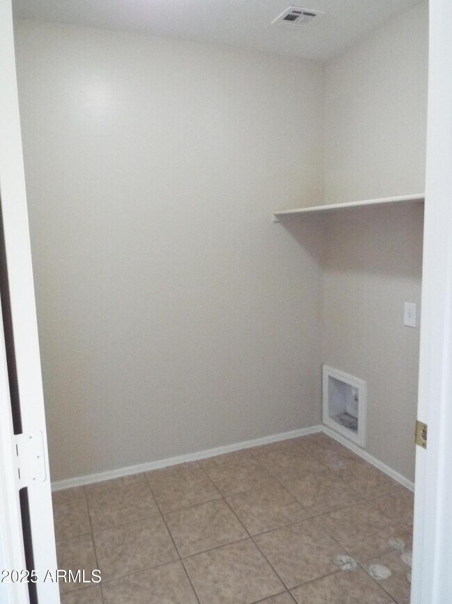 Building Photo - 24002 W Lasso Ln