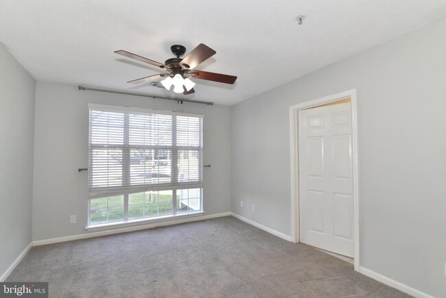Building Photo - 20301 Beechwood Terrace