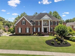Building Photo - 455 Majestic Cove