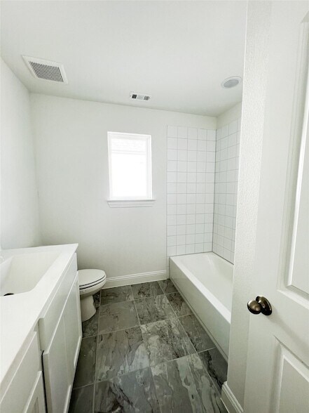 Building Photo - 4324 Smokey Quartz Ln