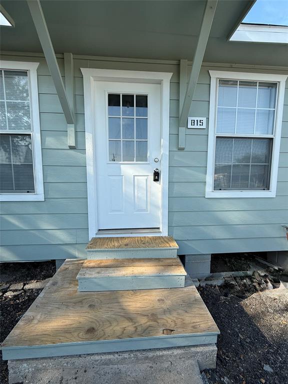 Building Photo - 815 Pennsylvania St