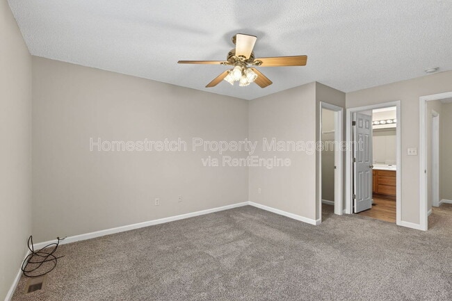 Building Photo - 54 Deer Grove Dr